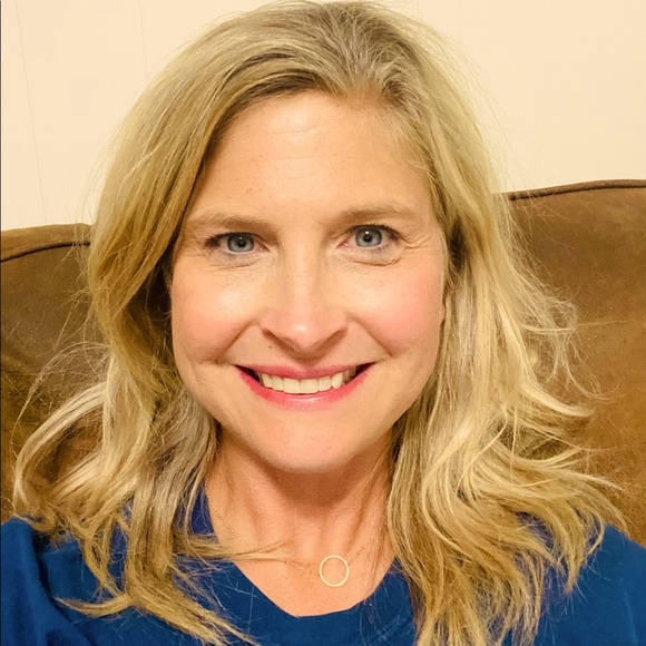 Meet your Posher, Becky - Picture 1 of 1